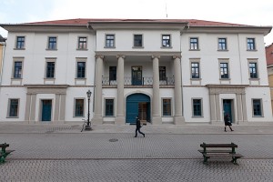 The Kepes Institute, Museum and Cultural Centre (Kepes György Nemzetközi Művészeti Központ)