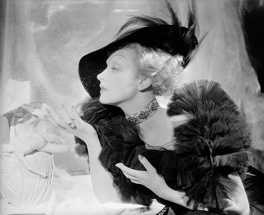 Marlene Dietrich photographed by Cecil Beaton 1936