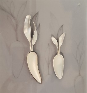 COLLECT 2019 Armadillo Central Review, Annemarie Reinhold, Carrot Spoons, 2018, Britannia Silver and Sterling Silver, photo: Emma Boden